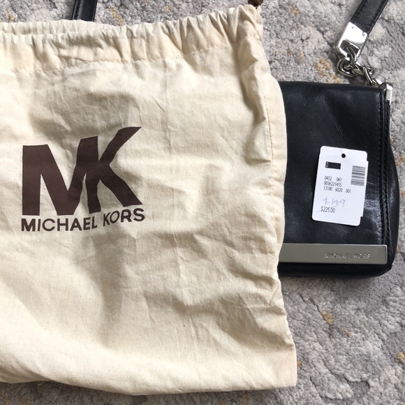 Micheal Kors shoulder bag - Picture 6 of 6